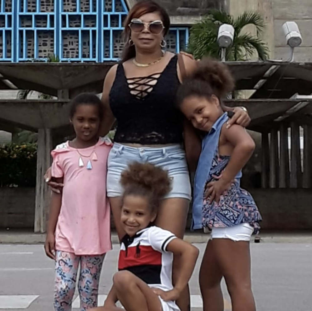 Meet your Posher, Aleida